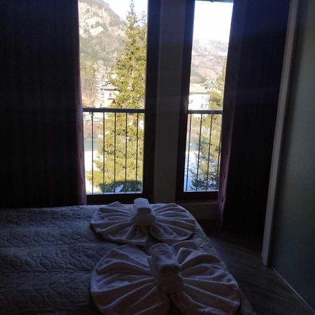 Hotel Chalet Casa Cesana Cesana Torinese Buitenkant foto