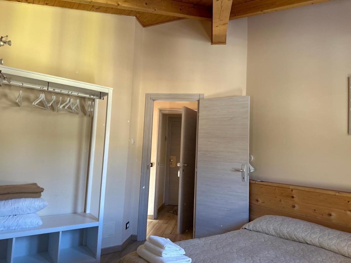 Hotel Chalet Casa Cesana Cesana Torinese Buitenkant foto