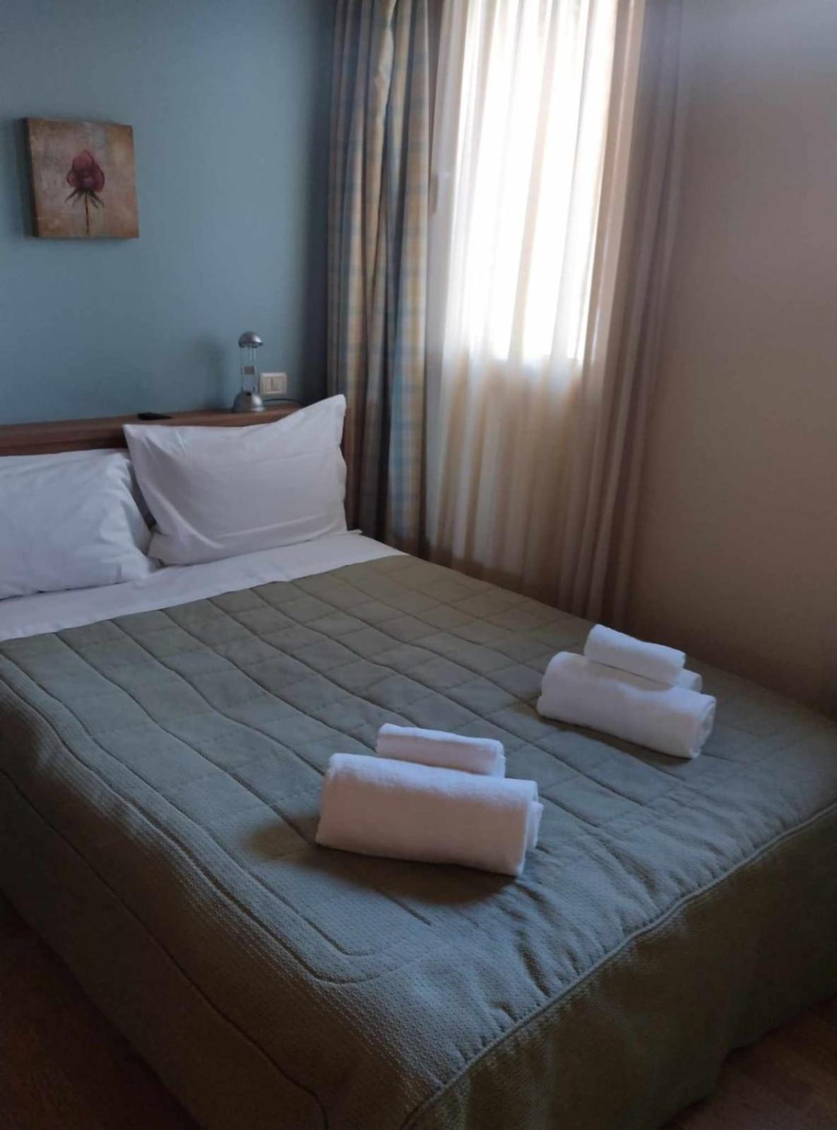 Hotel Chalet Casa Cesana Cesana Torinese Buitenkant foto