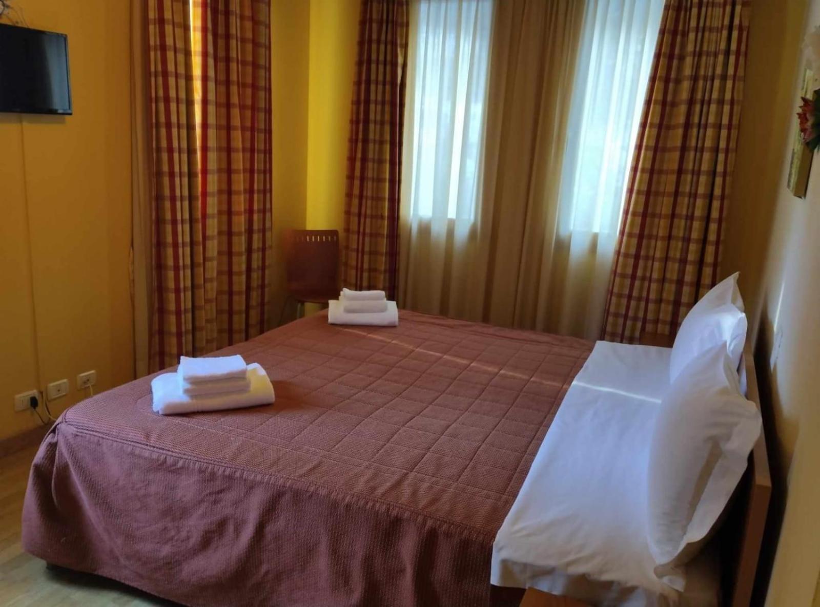 Hotel Chalet Casa Cesana Cesana Torinese Buitenkant foto